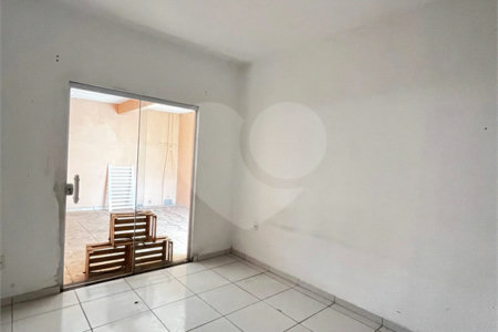 Casa à venda com 2 quartos, sendo 1 suíte, em Therezinha Piedade, Itapetininga, SP