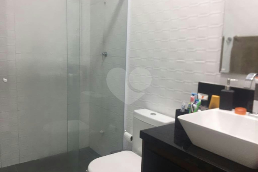 Sobrado à venda com 2 quartos em Santana, São Paulo, SP