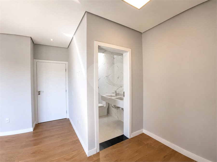 Casa à venda com 3 suítes no condomínio Bougainville, Sorocaba - SP