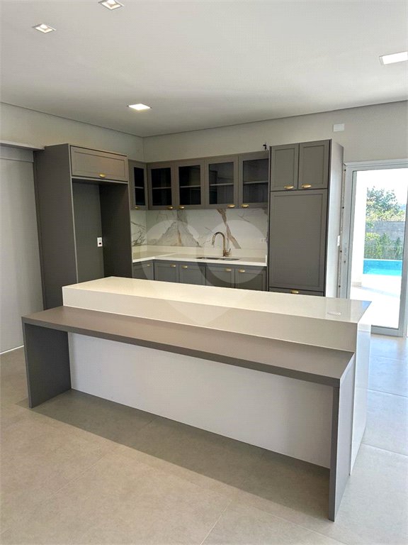 Casa à venda com 3 quartos, sendo 1 suíte, no condomínio Santa Mônica, Itu - SP