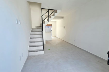 Casa à venda com 2 quartos no condomínio Residencial Mirella, Rio de Janeiro - RJ