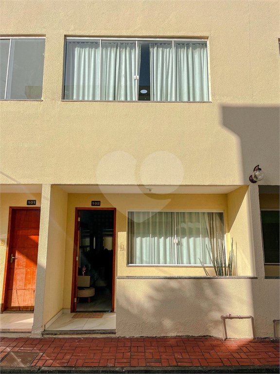 Casa à venda com 4 quartos, sendo 1 suíte, no condomínio Imperial Santa Cruz, Rio de Janeiro - RJ