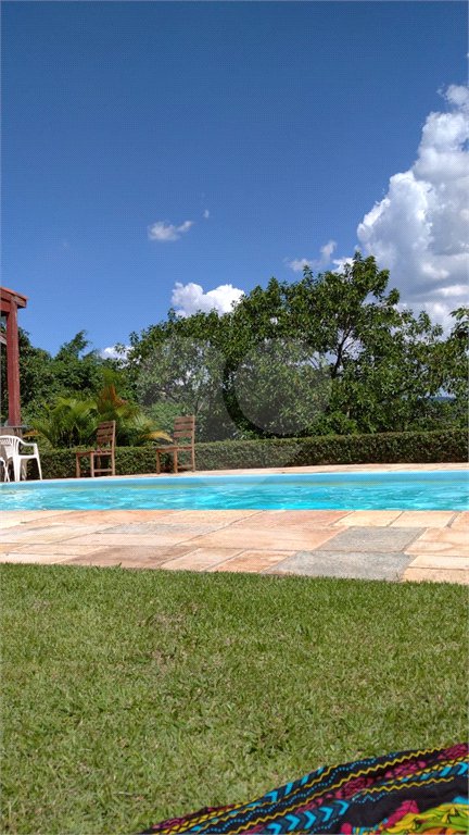 Casa à venda com 7 quartos, sendo 6 suítes, em Caceia, Mairiporã, SP