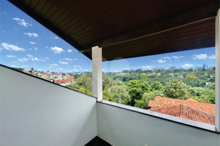 Casa à venda com 4 suítes no condomínio San Diego Park, Cotia - SP