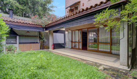 Casa de Vila à venda ou para alugar com 3 suítes em Jardim dos Estados, São Paulo, SP