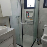 Casa à venda com 4 quartos, sendo 2 suítes,  no condomínio Figueira Garden, Atibaia - SP