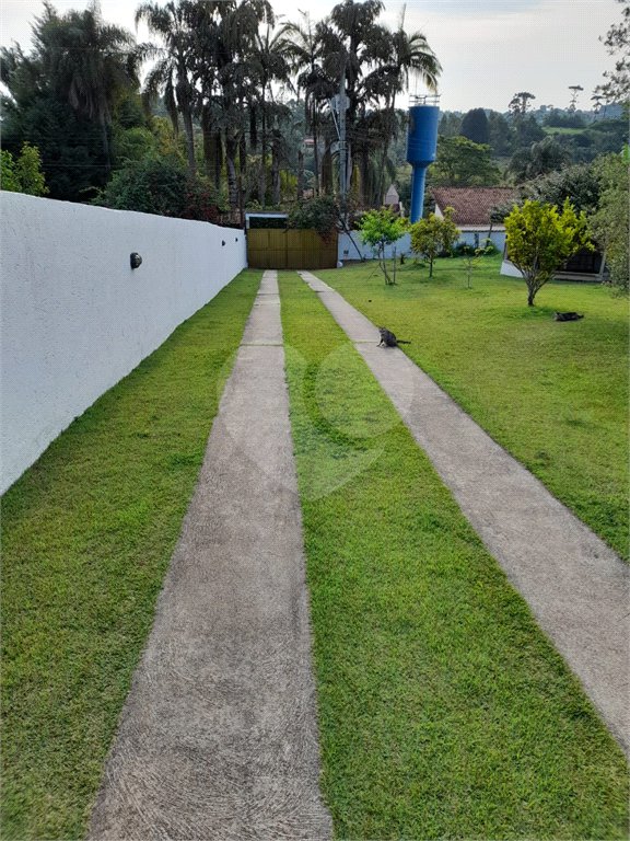 Chácara à venda com 3 suítes no Centro, Biritiba-mirim, SP
