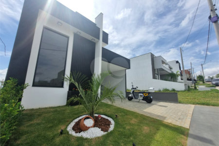 Casa à venda com 3 quartos, sendo 1 suíte,  no condomínio Reserva Ipanema I, Sorocaba - SP