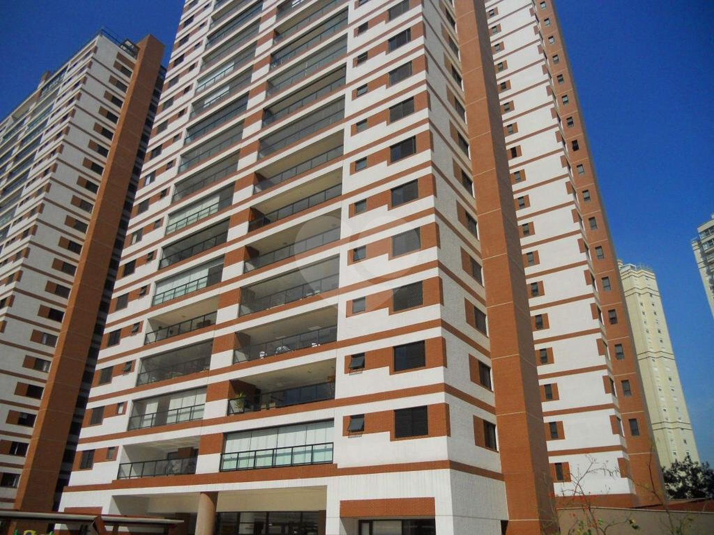 Apartamento à venda com 3 suítes em Granja Julieta, São Paulo, SP
