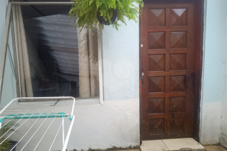 Casa Térrea à venda com 3 quartos, sendo 1 suíte,  em Campininha, São Paulo, SP