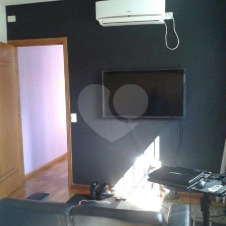 Casa à venda com 4 quartos, sendo 3 suítes, em Barra Funda, São Paulo, SP
