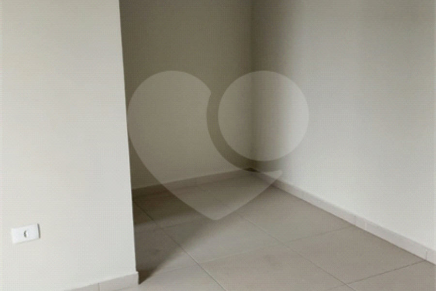 Sobrado à venda com 3 quartos, sendo 1 suíte, em Água Fria, São Paulo, SP
