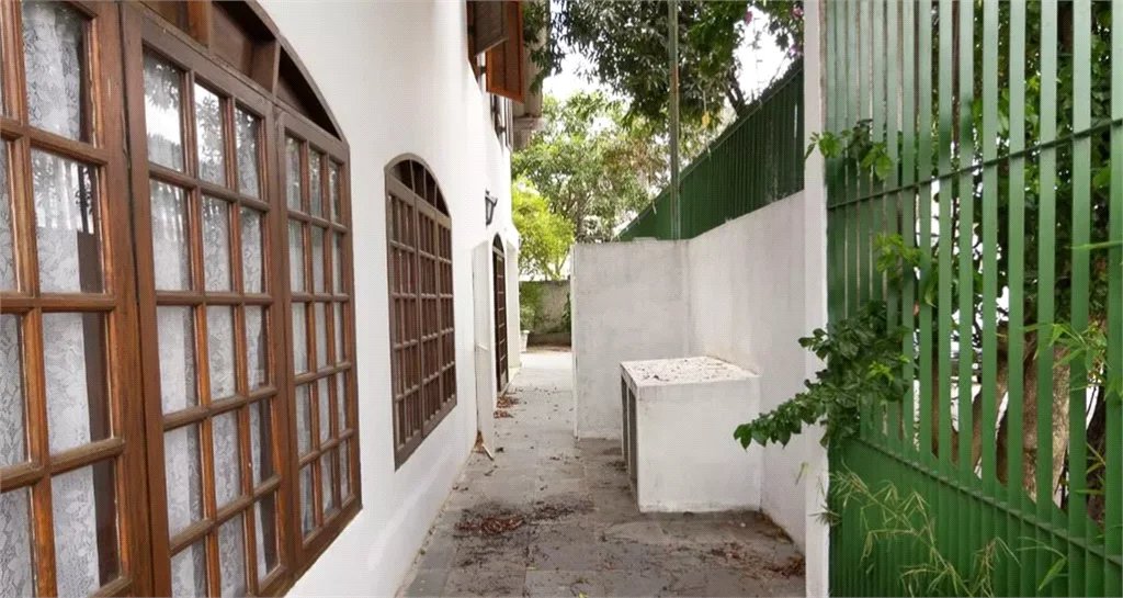 Casa à venda com 4 quartos, sendo 1 suíte,  em Vila Tiradentes, São Paulo, SP
