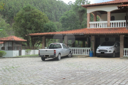 Sítio à venda com 4 suítes no Centro, Salesópolis, SP