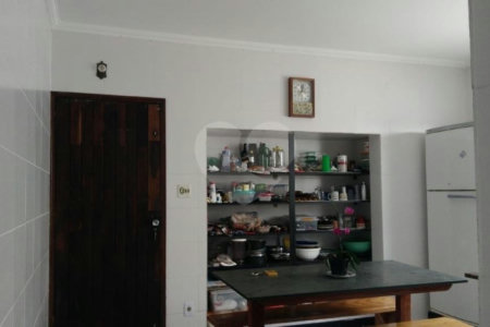 Casa à venda com 3 quartos, sendo 1 suíte,  em Chora Menino, São Paulo, SP