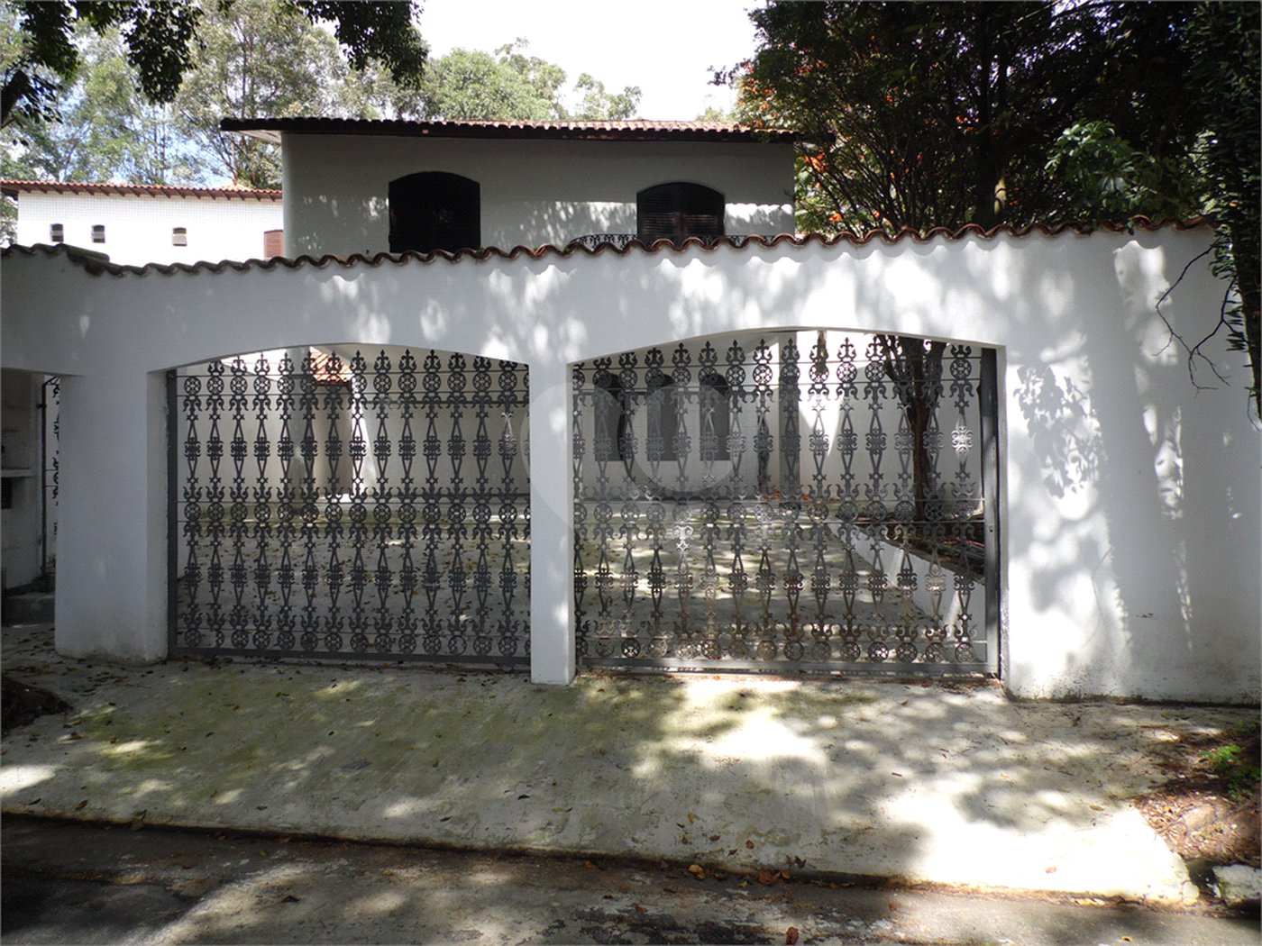 Casa à venda com 5 quartos, sendo 3 suítes, em Vila São Francisco, São Paulo, SP