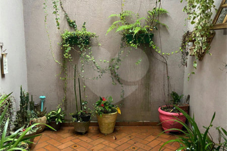 Casa à venda com 3 quartos, sendo 1 suíte,  em Jardim Fonte Áurea, Poá, SP