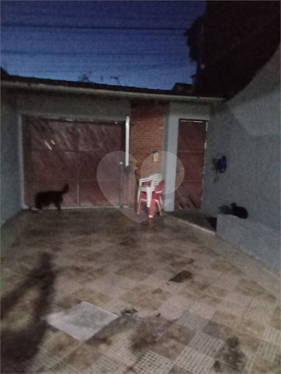 Casa à venda com 3 quartos, sendo 1 suíte,  em Vila Júlia, Poá, SP