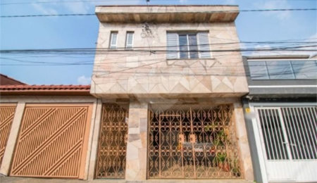 Casa à venda com 4 quartos, sendo 1 suíte,  em Parque São Lucas, São Paulo, SP