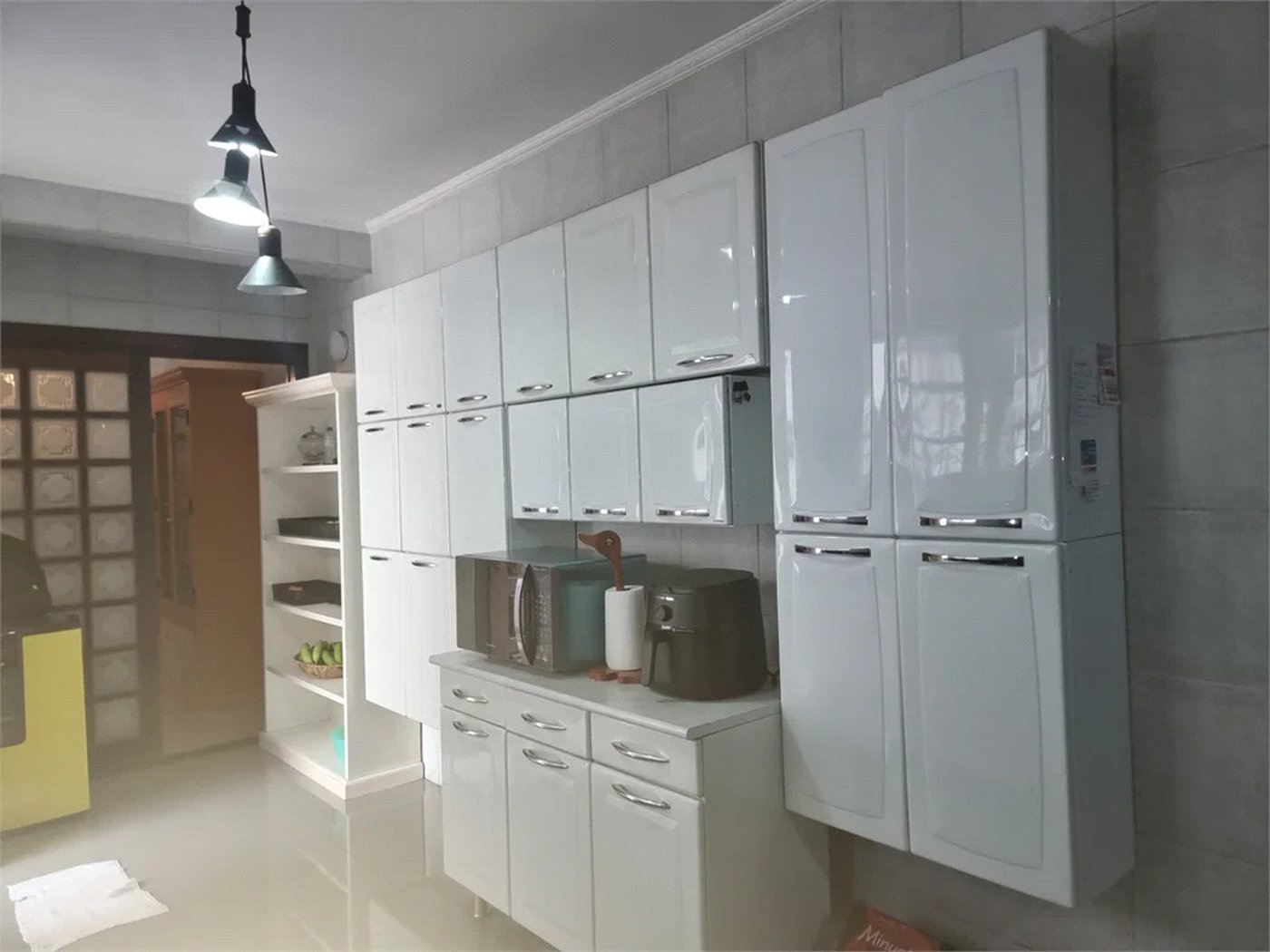 Sobrado à venda ou para alugar com 3 quartos, sendo 2 suítes,  em Ferreira, São Paulo, SP