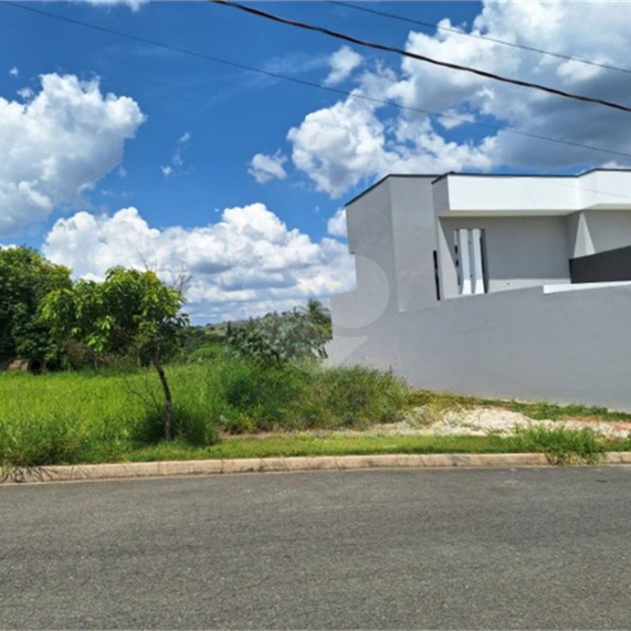 Terreno a Venda no Loteamento Von Zubem em Vinhedo/SP