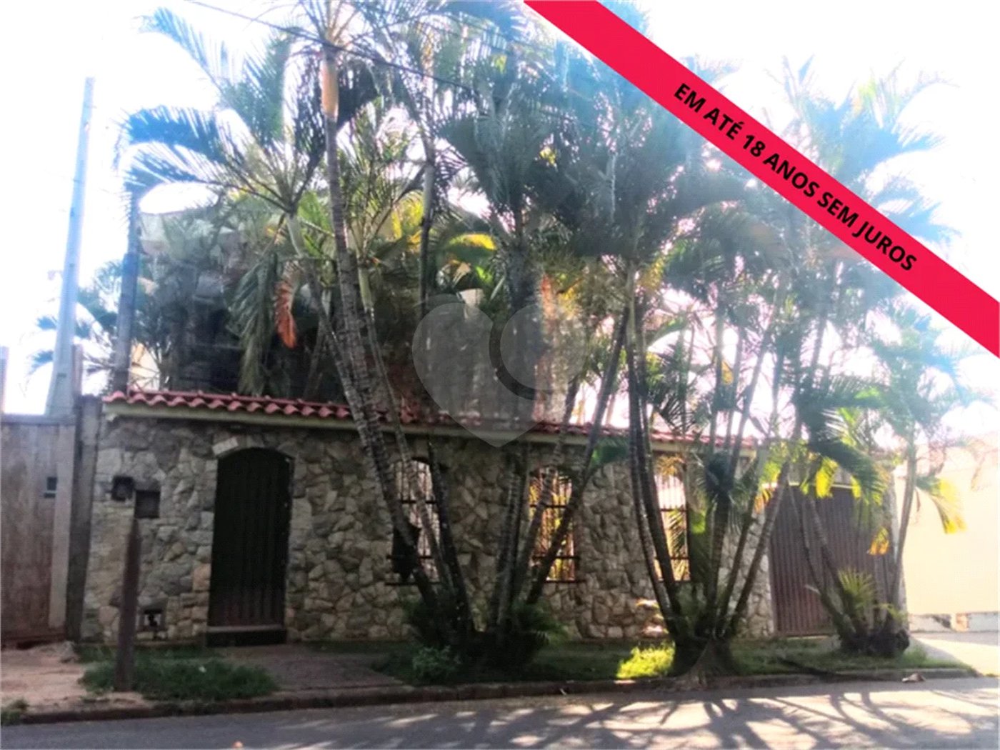CASA À VENDA COM 3 SUITES CHACARA NAZARETH CENTRO PIRACICABA