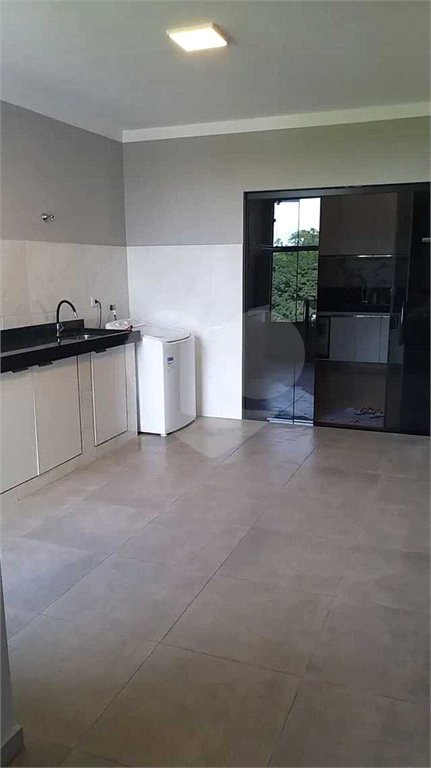 Chácara à venda com 3 quartos, sendo 1 suíte, em Caguassu, Sorocaba, SP