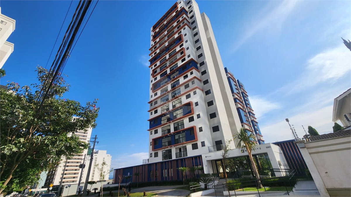 Apartamento à venda com 2 quartos, sendo 1 suíte,  em Parque Campolim, Sorocaba, SP