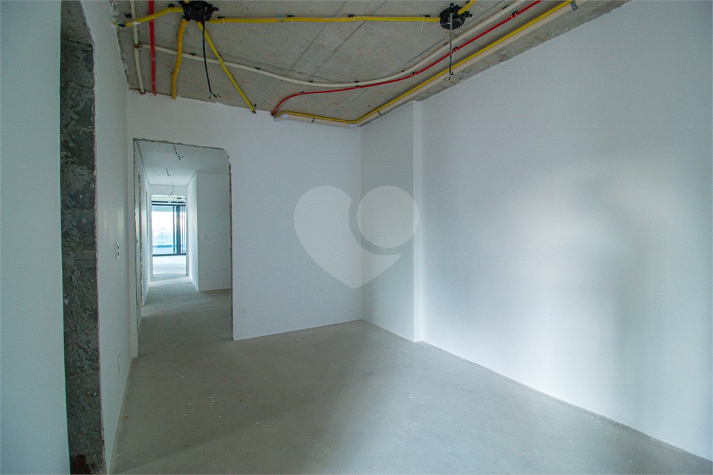 Apartamento à venda com 4 suítes em Moema, São Paulo, SP