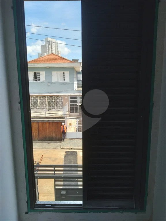 Sobrado à venda com 2 suítes em Vila Nivi, São Paulo, SP
