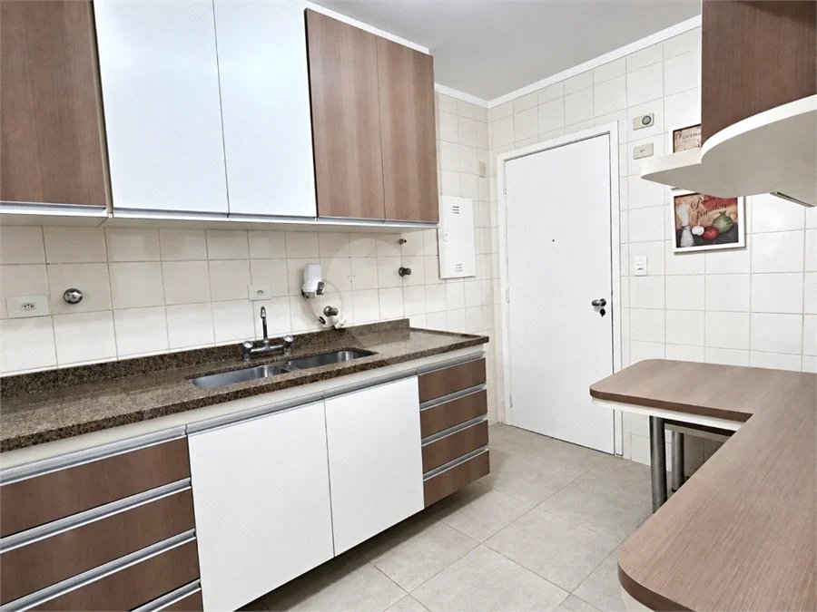 Apartamento à venda com 3 quartos, sendo 1 suíte, em Brooklin, São Paulo, SP