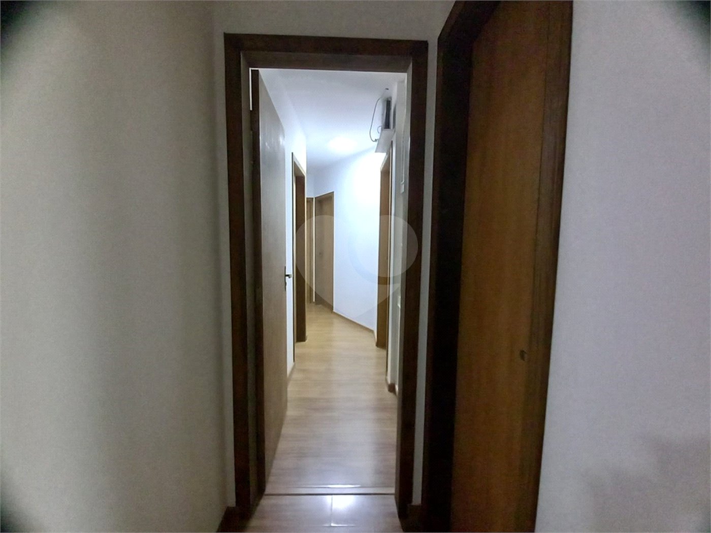 Casa à venda com 4 quartos, sendo 1 suíte,  em Vila Oliveira, Mogi das Cruzes, SP
