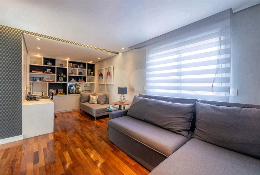 Casa à venda com 4 quartos, sendo 2 suítes, no condomínio Melbourne Residence, São Paulo - SP