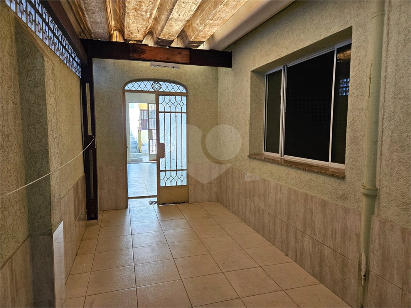Casa à venda com 3 quartos, sendo 1 suíte,  em Água Branca, São Paulo, SP