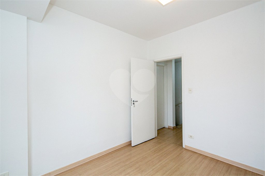 Casa à venda com 3 quartos, sendo 1 suíte, em Campo Belo, São Paulo, SP