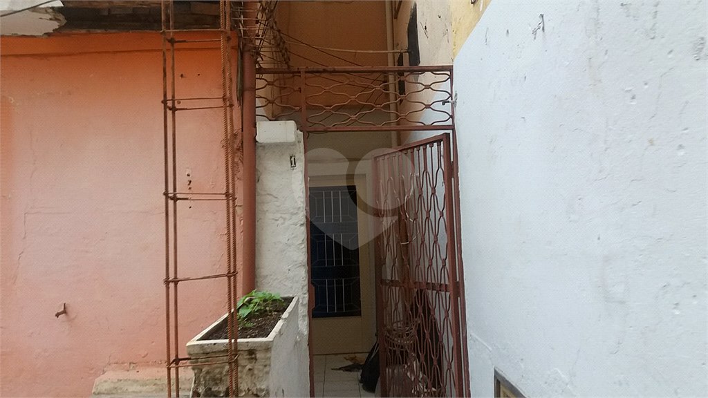 Casa de Vila à venda com 3 quartos em Chora Menino, São Paulo, SP
