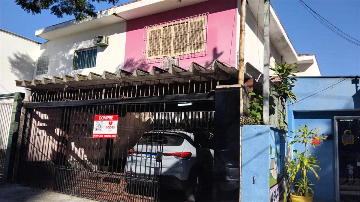 Sobrado à venda com 3 quartos, sendo 1 suíte,  em Jardim Bonfiglioli, São Paulo, SP