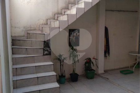 Sobrado à venda com 4 quartos em Jardim Celeste, São Paulo, SP