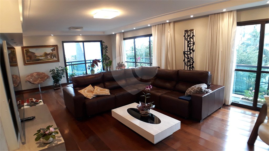 Apartamento à venda com 4 suítes em Santana, São Paulo, SP