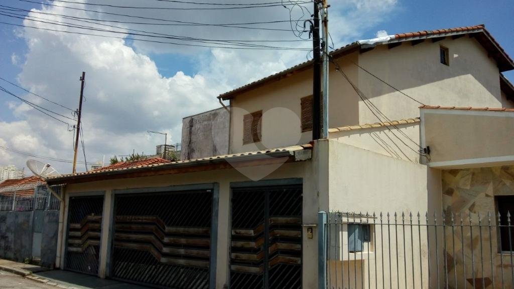 Sobrado à venda com 5 quartos, sendo 1 suíte, em Lapa de Baixo, São Paulo, SP