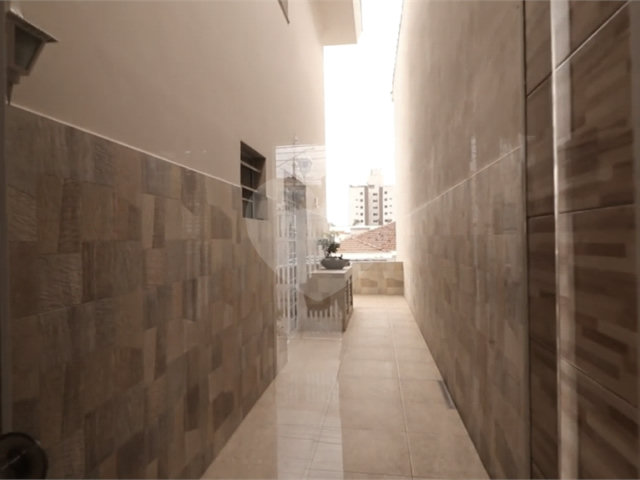 Sobrado à venda com 4 quartos em Vila Guilherme, São Paulo, SP