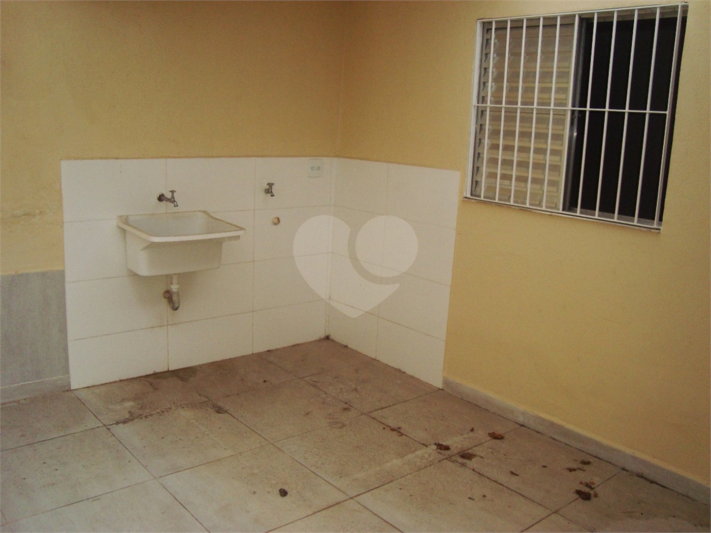 Casa à venda com 2 quartos em Vila Nivi, São Paulo, SP