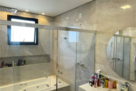 Casa à venda com 3 suítes no condomínio Portal do Horizonte, Bragança Paulista - SP