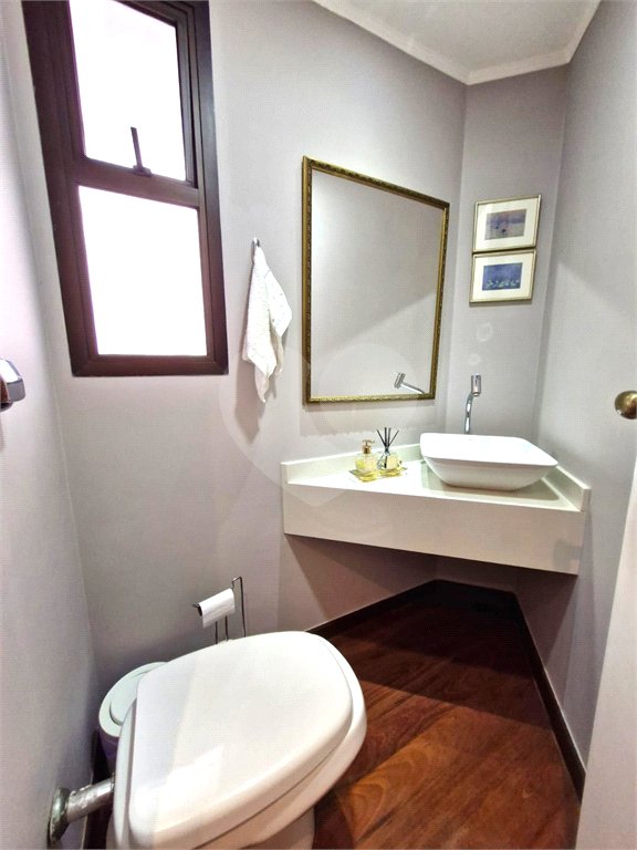 Apartamento à venda com 4 quartos, sendo 2 suítes, em Alto da Boa Vista, São Paulo, SP