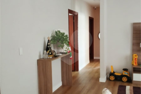 Casa à venda com 3 quartos, sendo 1 suíte, em Jardim das Palmeiras, Valinhos, SP