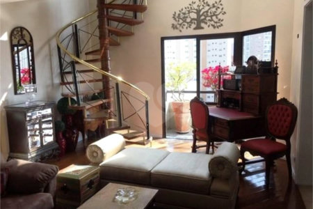Cobertura à venda com 3 quartos, sendo 1 suíte,  em Vila Andrade, São Paulo, SP