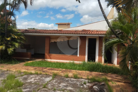 Casa à venda com 5 quartos, sendo 3 suítes, em Vila Sedenho, Araraquara, SP
