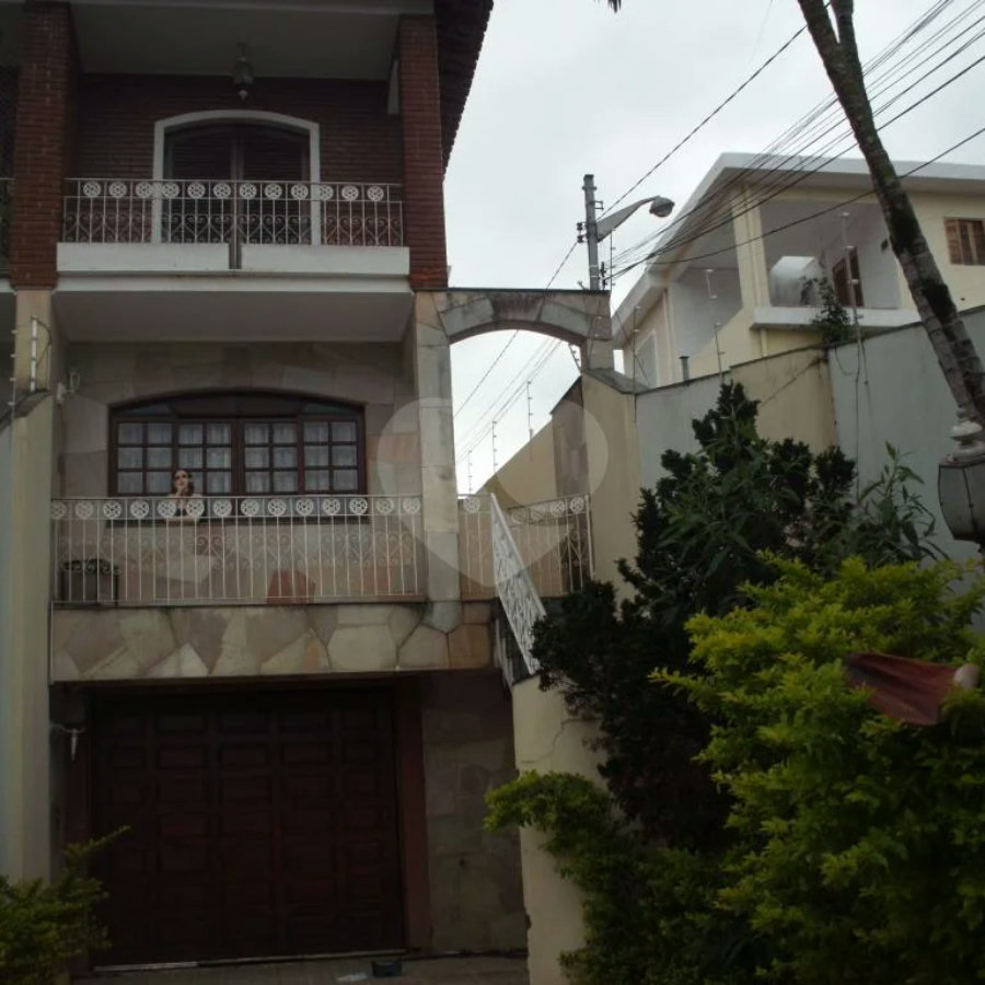 Sobrado à venda com 3 quartos, sendo 2 suítes, em Vila Mazzei, São Paulo, SP