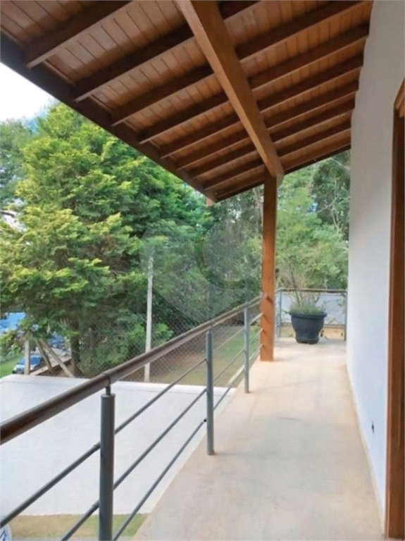 Casa à venda com 5 quartos, sendo 4 suítes, em Transurb, Itapevi, SP