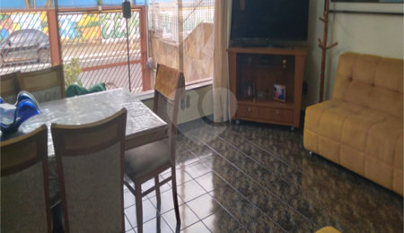 Sobrado à venda com 3 quartos, sendo 1 suíte,  em Santa Teresinha, São Paulo, SP